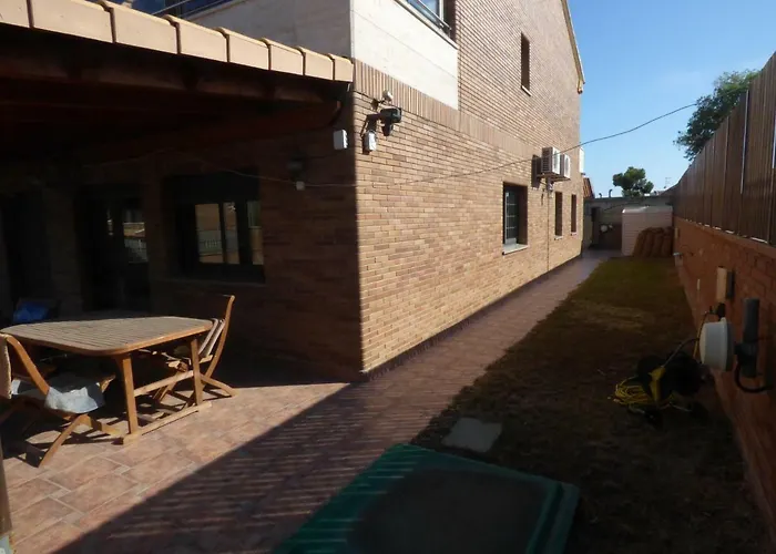 Chalet moderno con PISCINA en Calafell